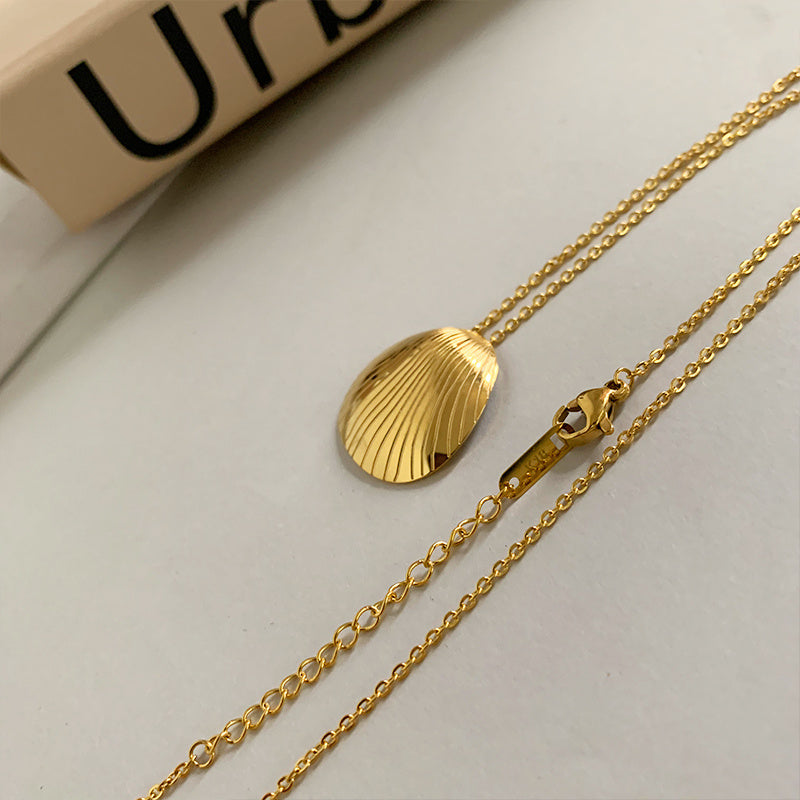 Fine lines curved 18K plating sweater chain