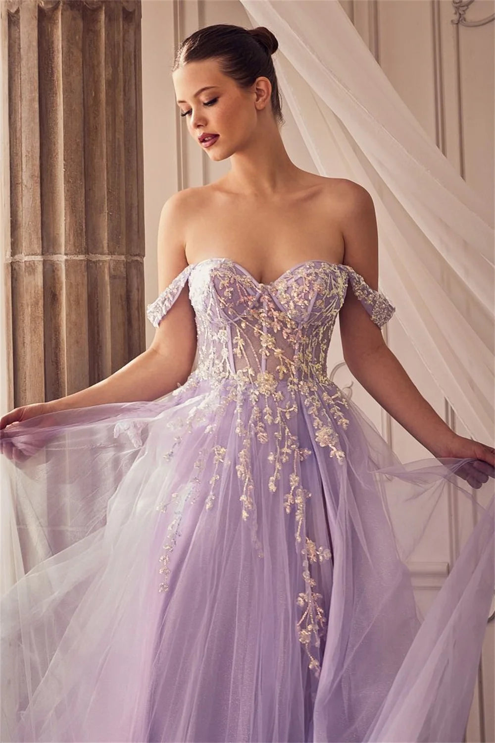 Bella Lavender Evening Dresses Lace Appliques Tulle Wedding Dress Customized Sleeveless Side High Split Vestidos De Fiesta