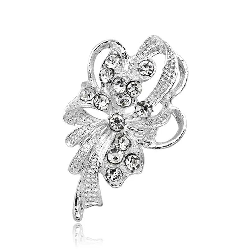 Cute Cat Brooch  Butterfly Rhinestone Women Alloy Animal Pins Crystal Corsage Lapel Pin Collar Button Party Dress Accessories