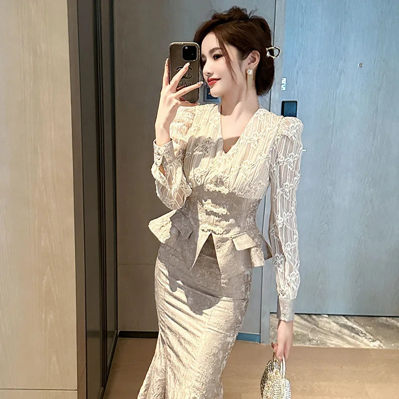 Elegant Fashion Skirt Sets 2025 Autumn New V-neck Ruffle Edge Bubble Sleeve Lace Top High Waist Skirt Two-piece Sets Women