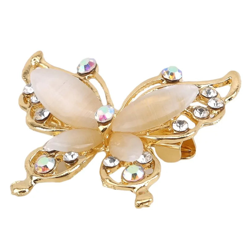 Cute Cat Brooch  Butterfly Rhinestone Women Alloy Animal Pins Crystal Corsage Lapel Pin Collar Button Party Dress Accessories