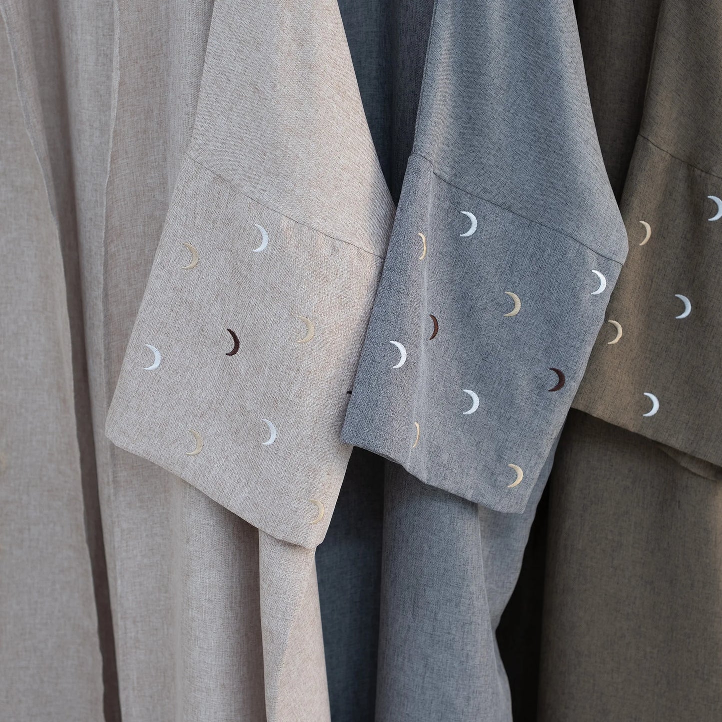 Moon Embroidery Abaya Thin Fabric Batwing Sleeves Oversized Kimono Muslim Women Dubai Islamic Clothing Hijabi Robe Ramadan Eid